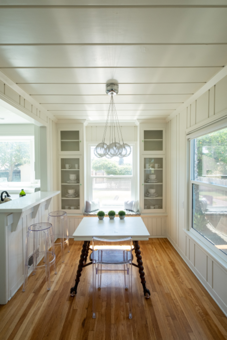 Cocina moderna con isla central